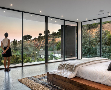 01_Pinecrest