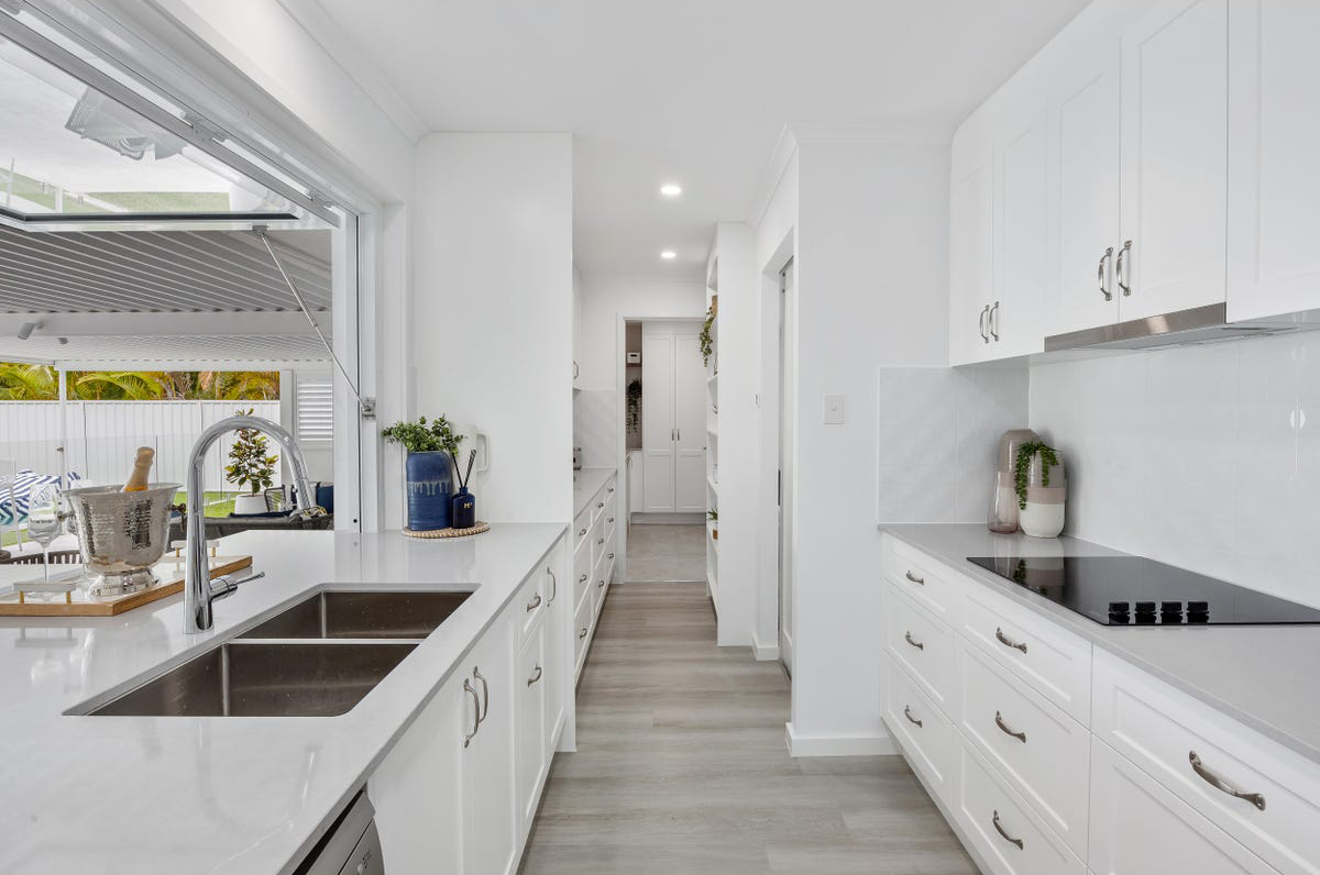 gravity-windows-awning-window-open-design-designer-window-supply-san-diego