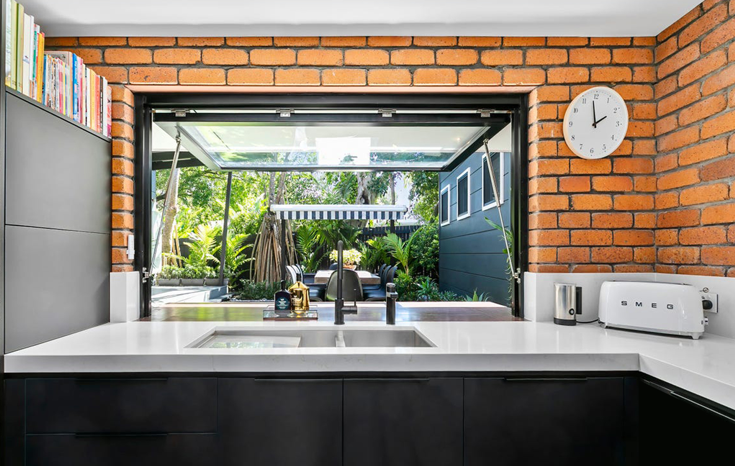 gravity-windows-clad-awning-system-designer-window-supply-san-diego