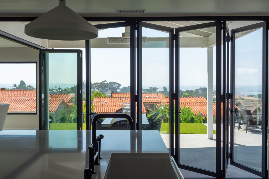 Preparing to Buy Custom Windows in San Diego: A Guide to Your First Conversation
